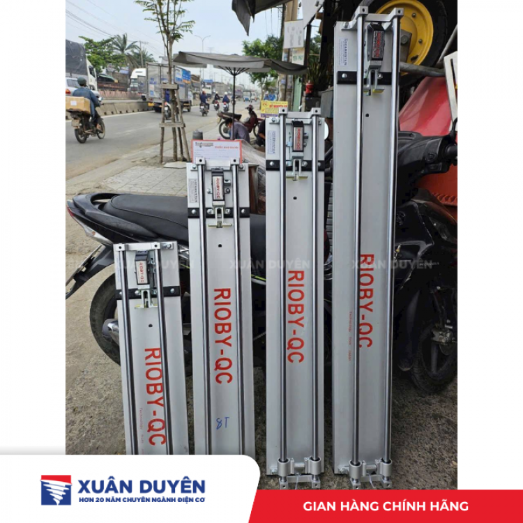 Bàn cắt gạch 1M2 Rioby