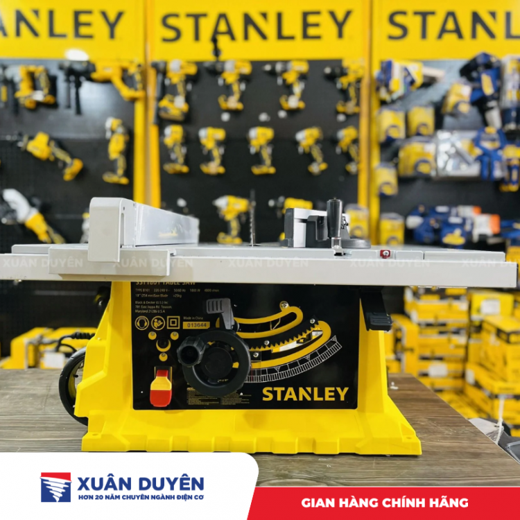 Máy cưa bàn Stanley SST1801