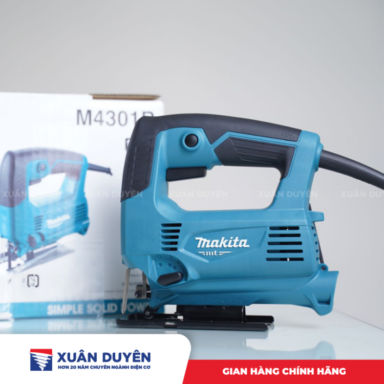 Máy cưa lọng Makita M4301B (450W)