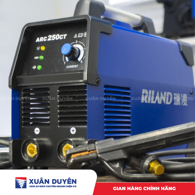 Máy hàn que Riland ARC 250CT