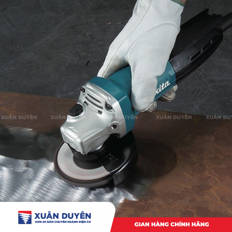 Máy mài góc Makita GA4034 (100MM, 720W, Công tắc bóp)