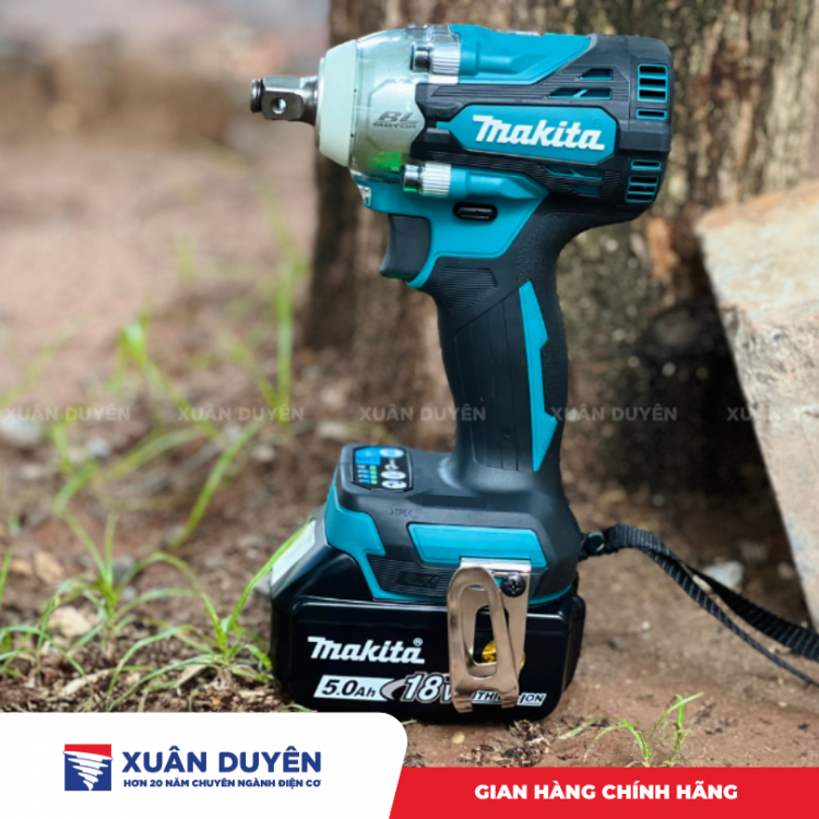 Máy siết bu lông dùng pin 18V Makita DTW300Z (Chưa kèm pin sạc)